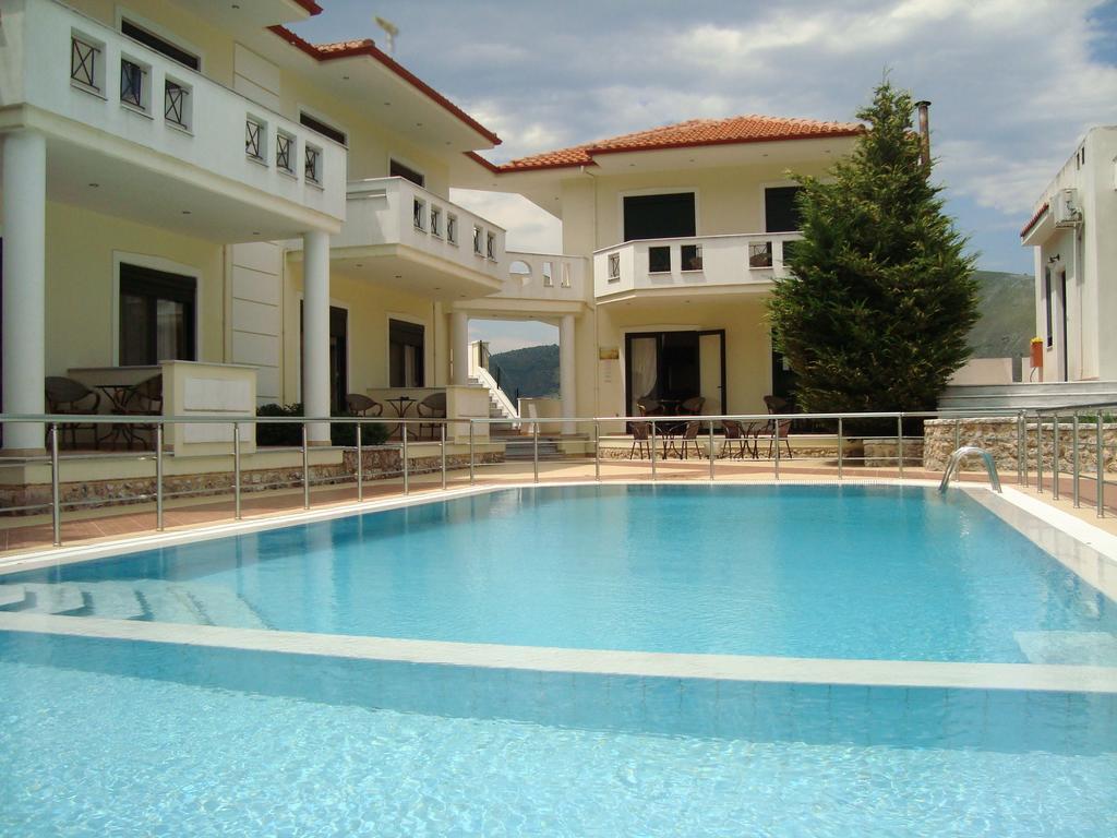 Kourtis Apartment Paramythia Exterior foto